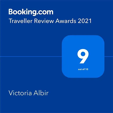Victoria Albir-2