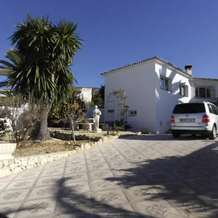 Treasurita Guest House-2