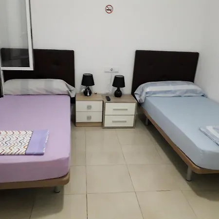 Hostal Alegria Alicante-2