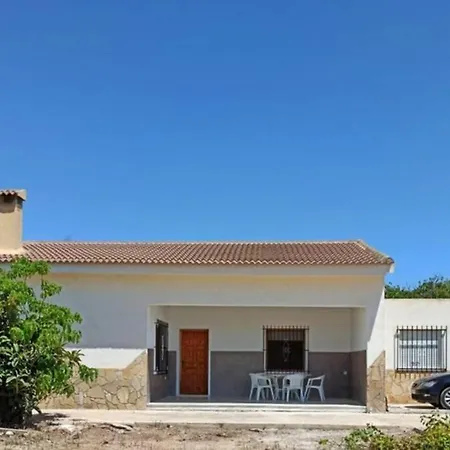 Villa Rustica Privada Con Gran Chalet Y Piscina-2