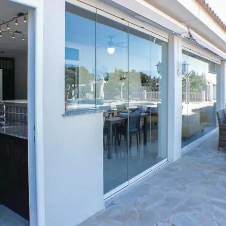 Awesome Home In Crevillente With 3 Bedrooms, Wifi And Outdoor Swimming Pool-2