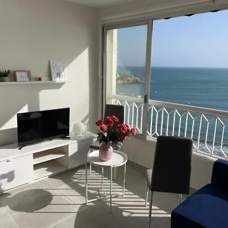 Precioso Apartamento A Estrenar En Primera Linea De Playa-2