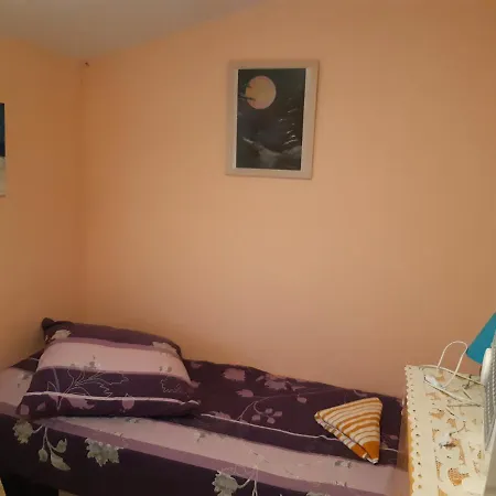 Nice Room With Swimming Pool-3