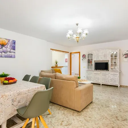 Villa Enzo - Plusholidays-2