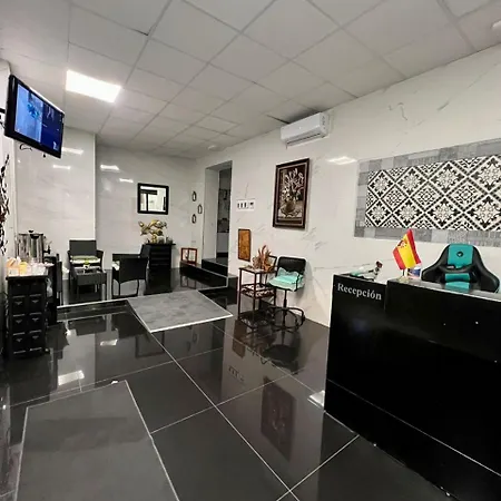 Hostal Milan-2