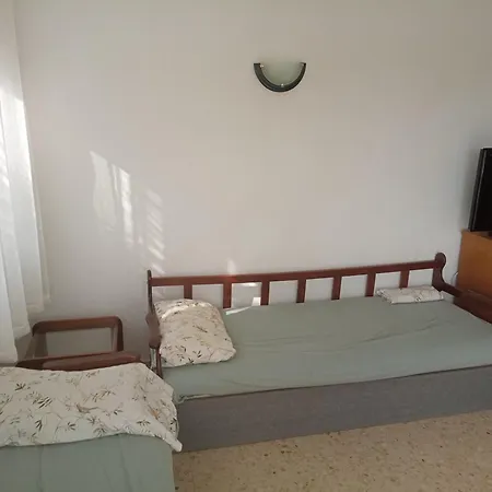 Apartamento Rey-Piscina-2