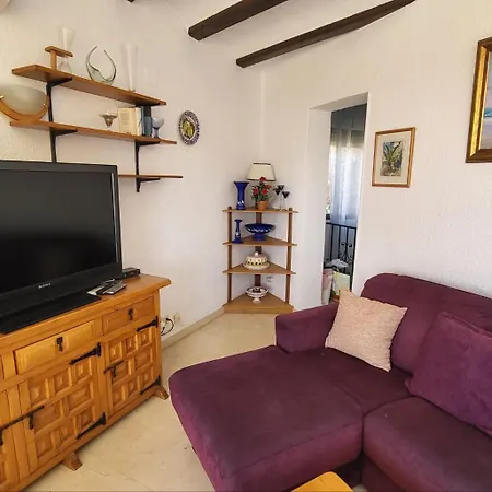 Apartamentos El Tosal 7E-2