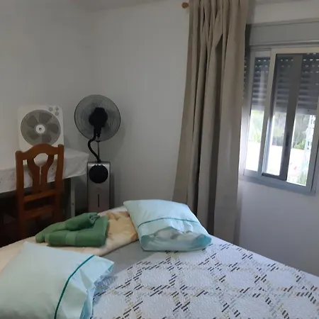 Nice Room With Swimming Pool-2