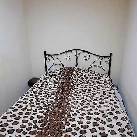 Apartamentos Casa May 2 - Centro Benidorm- Solo Mayores De 30 Anos Y Familias-3