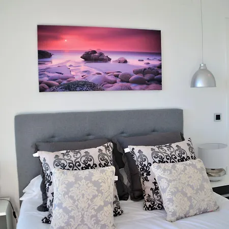 Apartamentos Sunset Drive By Sonneil Rentals-3