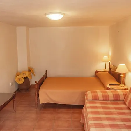 Hotel Tarbena-3