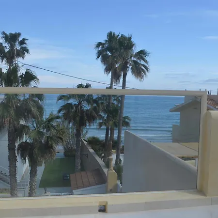 Espectacular Suite Privada A Pie De Playa Y Mar En Chalet Roquetes-2
