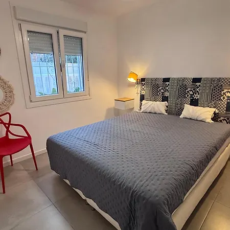 Casa Torre Y Mar With 2 Bedrooms Pool Barbecue Patio & Sun Terrace-2