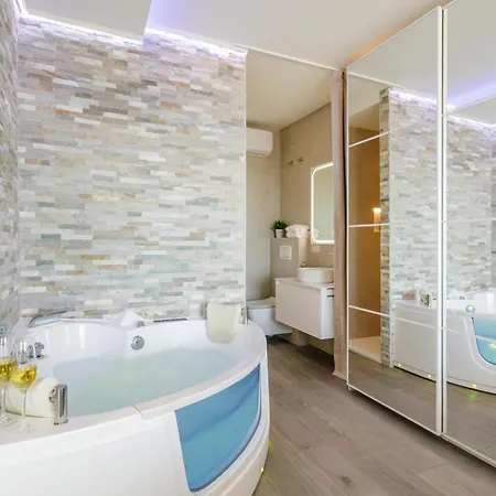Sky Suites Alicante-2