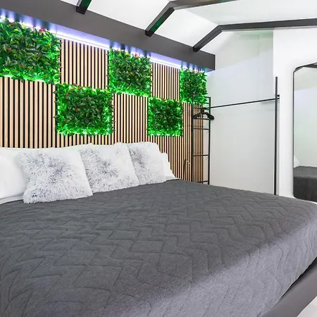 Hostal Luxury Nit I Dia-3