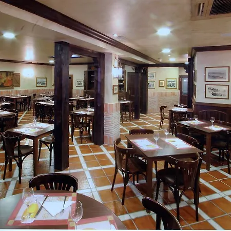 Hostal El Jardin-2
