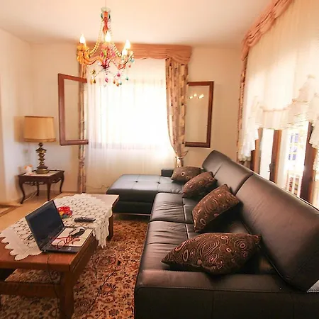 Maryvilla 46C-2