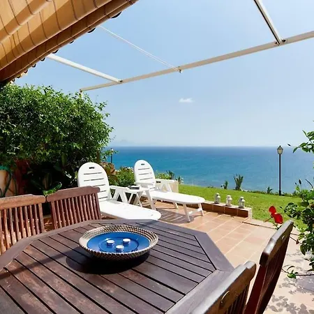 Vistas Infinitas Sobre El Mar-Infinite Views On The Sea-3