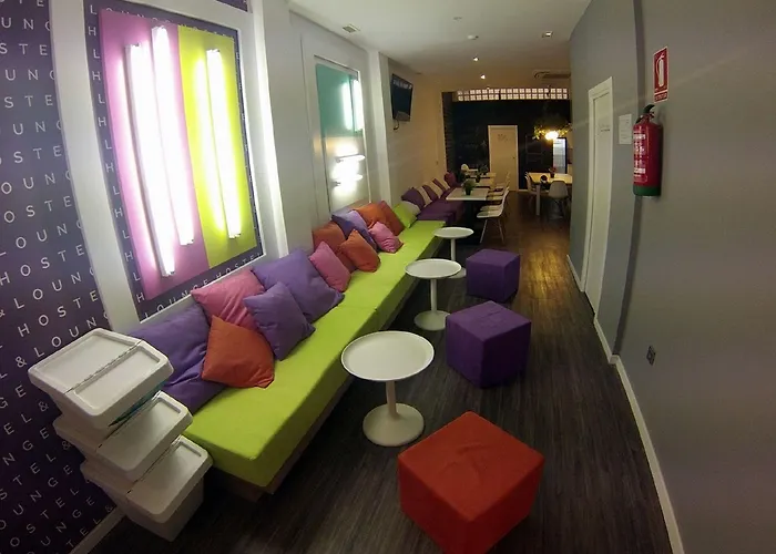 Chameleon Youth Hostel Alicante