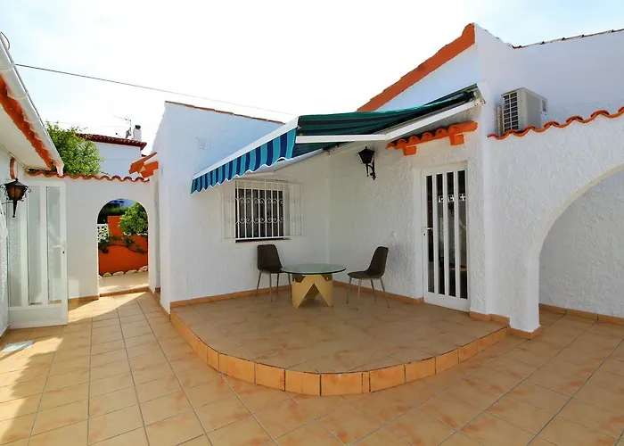 El Privado Villa Mediterranea L'Alfas del Pi