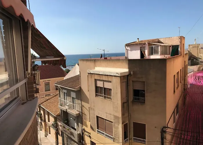 Haustierfreundliches Piso En Primera Linea De Playa Del Postiguet Alicante